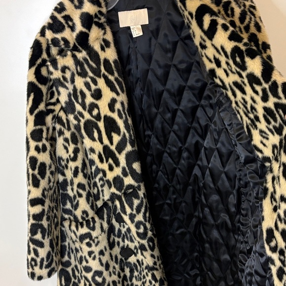 H&M Black and Tan Animal Print Teddy Jacket NWOT - Picture 9 of 12